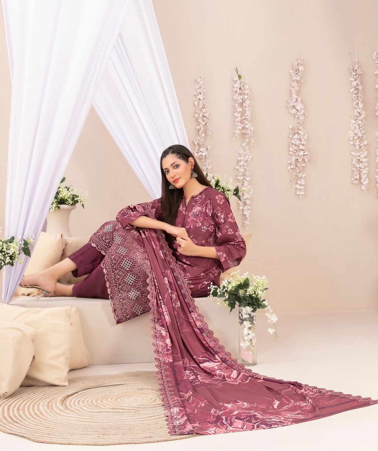 Embroidered Chikankari Suit 3pc