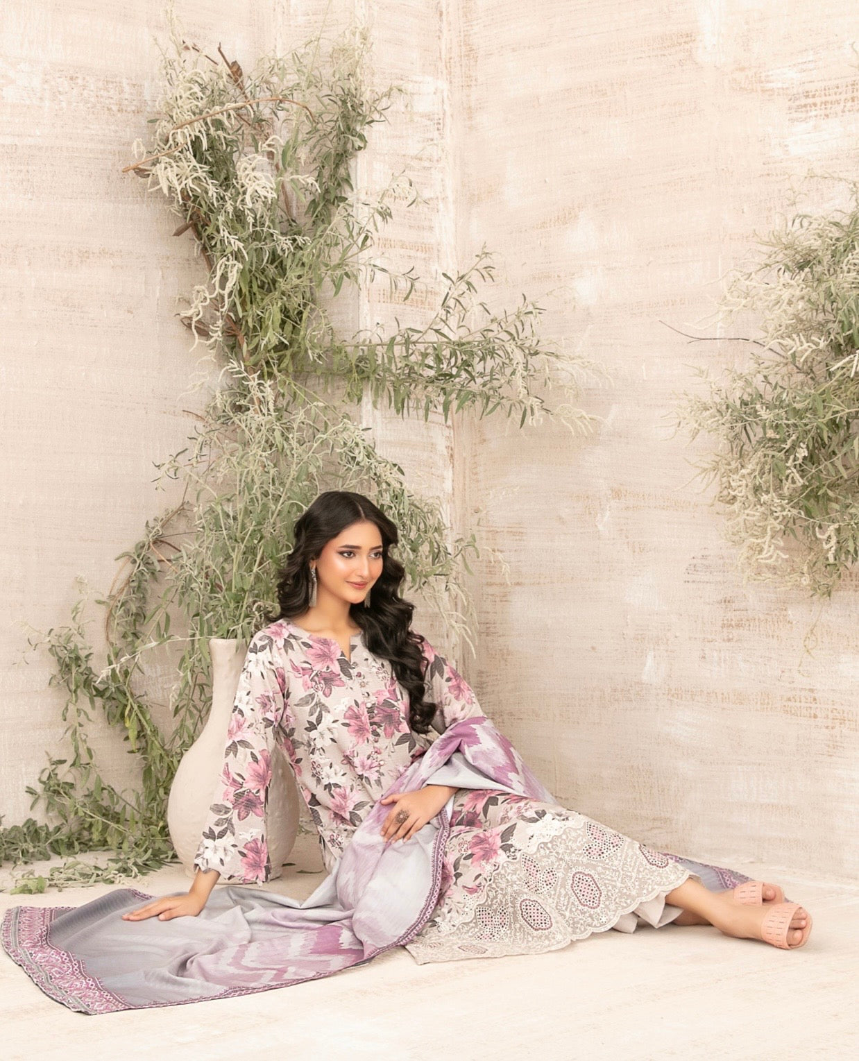 Luxury Zarri Chikankari Suit 3pc