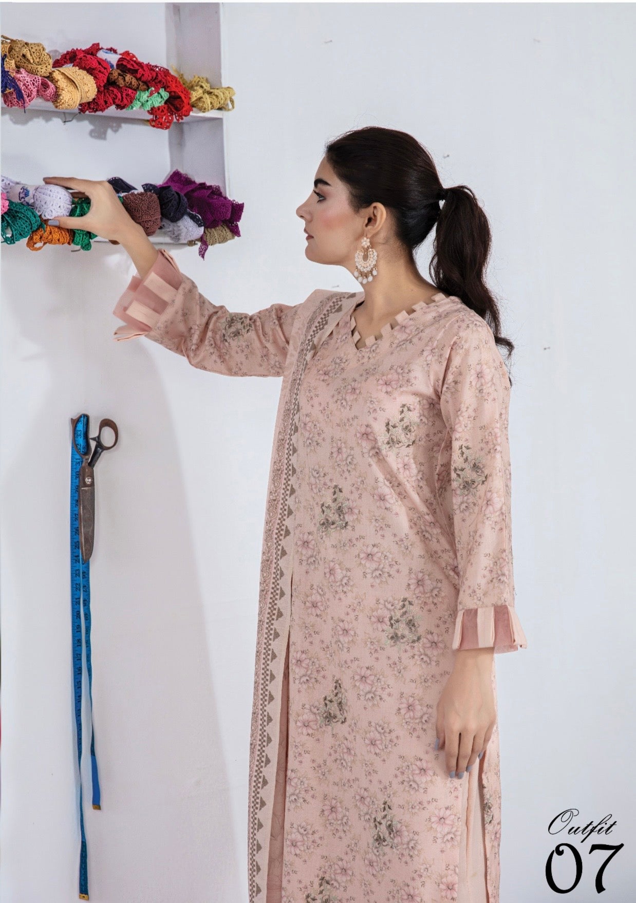 Embroidered Dhanak Suit 3pc