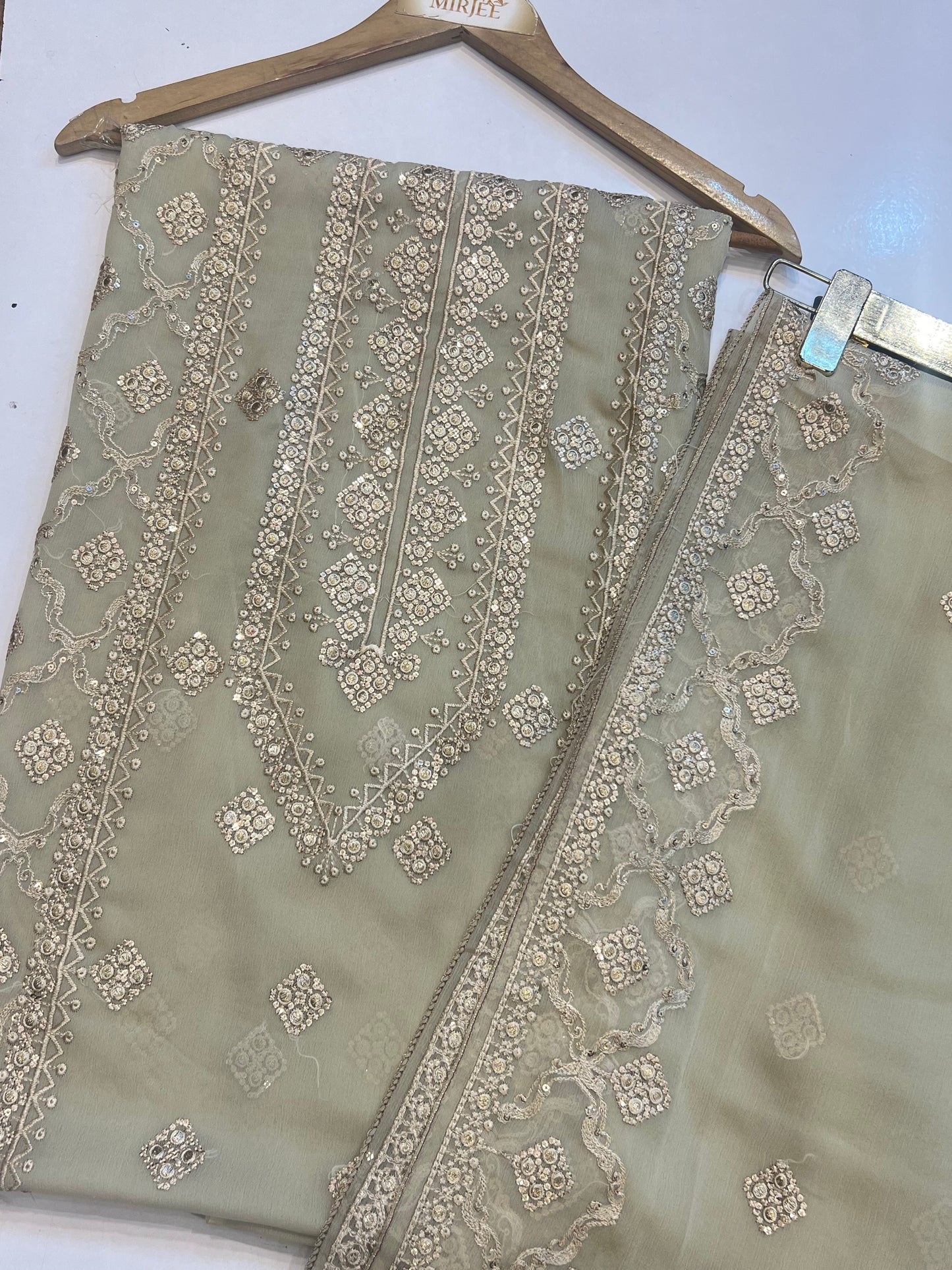 Bareeze Chiffion Suits 4pc