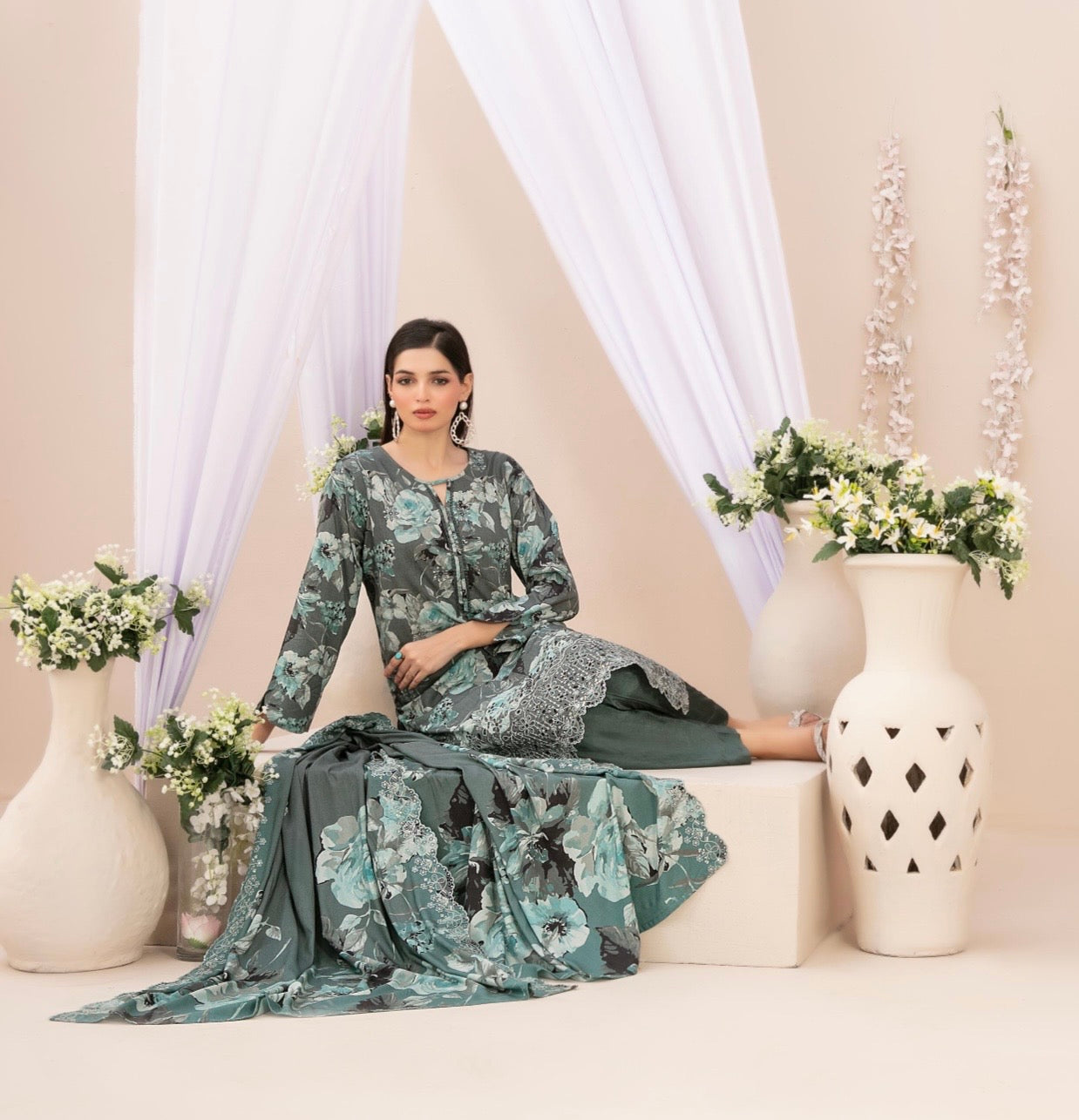 Embroidered Chikankari Suit 3pc