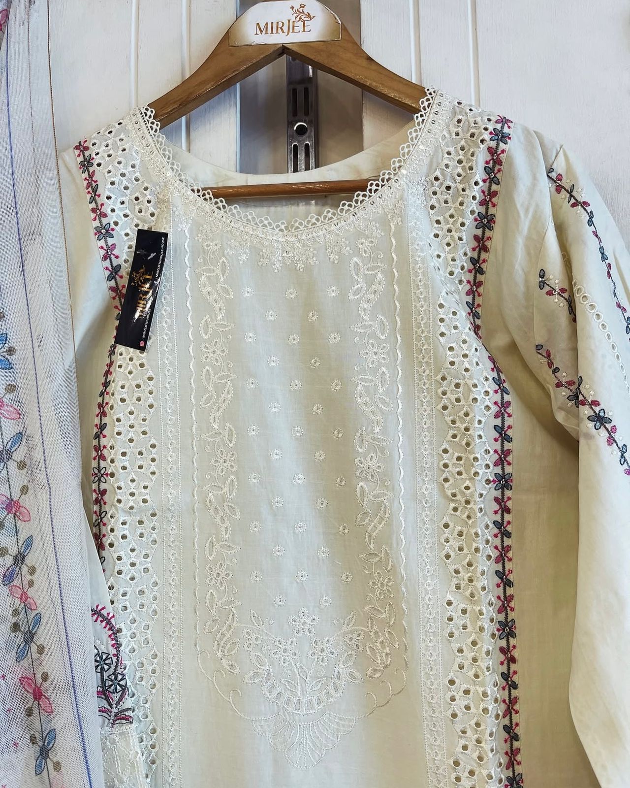 Luxury Chicken Kari Plazo Style 3pc Suit
