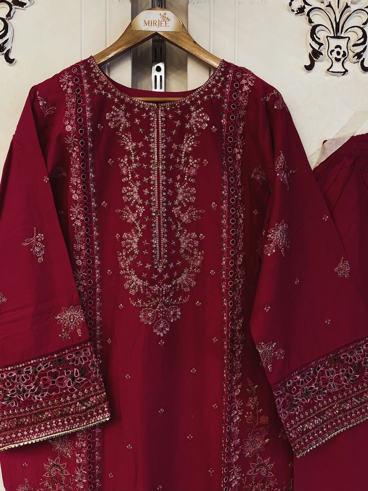 Embroidered Front+Back 2pc Suit