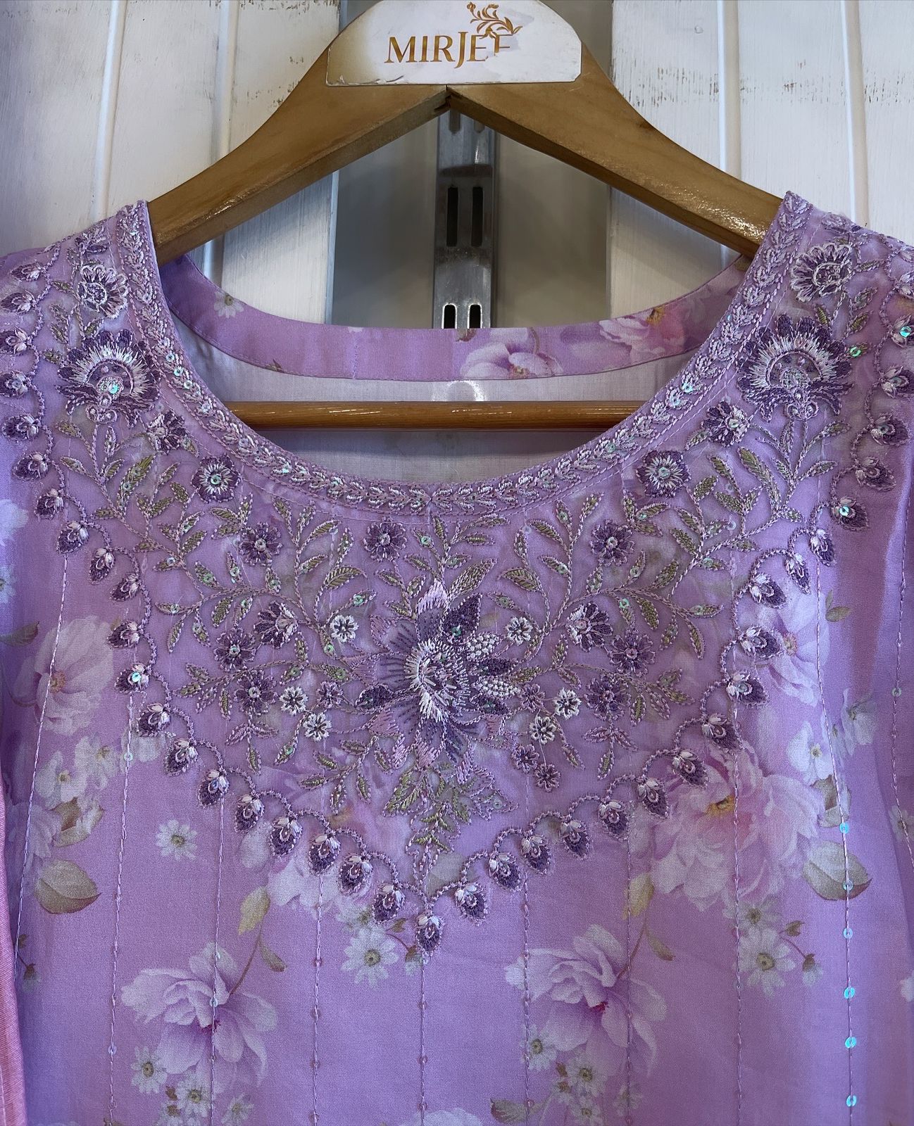 Luxury Embroidered 3pc Suit