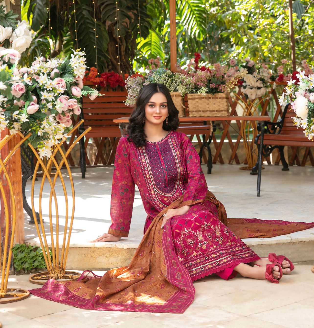 Luxury Embroidered Lawn Suit