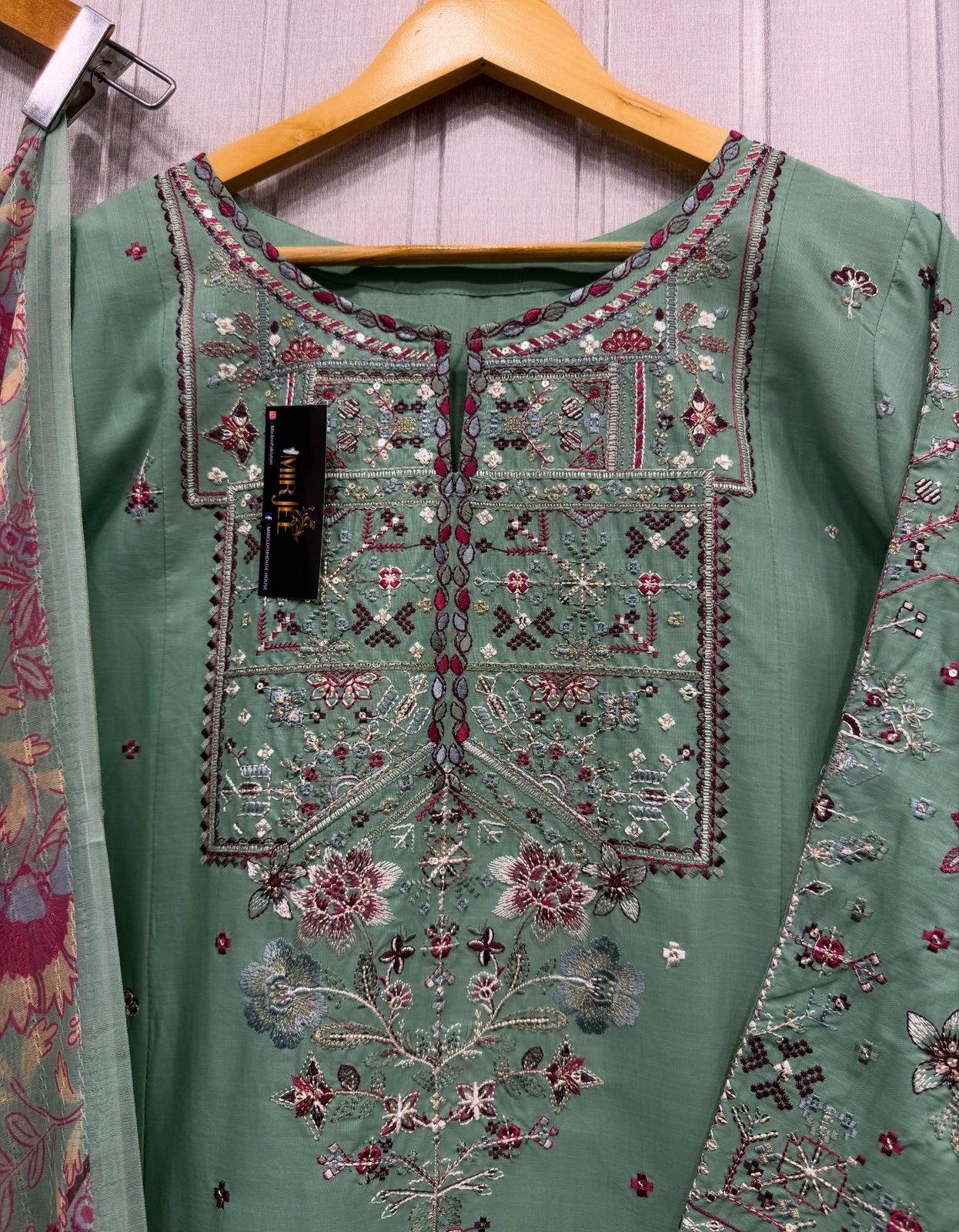 Luxury Embroidered 3Pc Suit