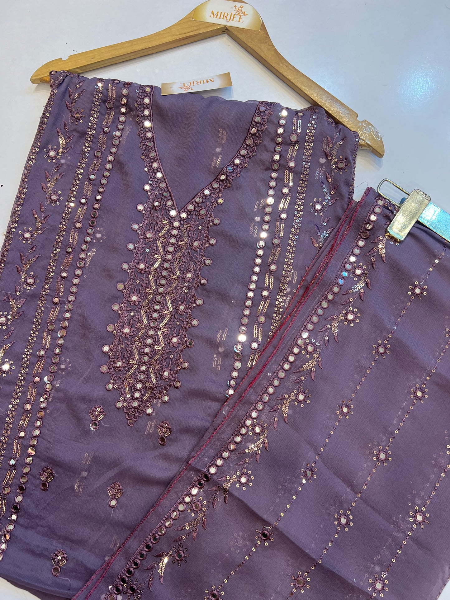 Bareeze Chiffion Foil Work Suits 4pc