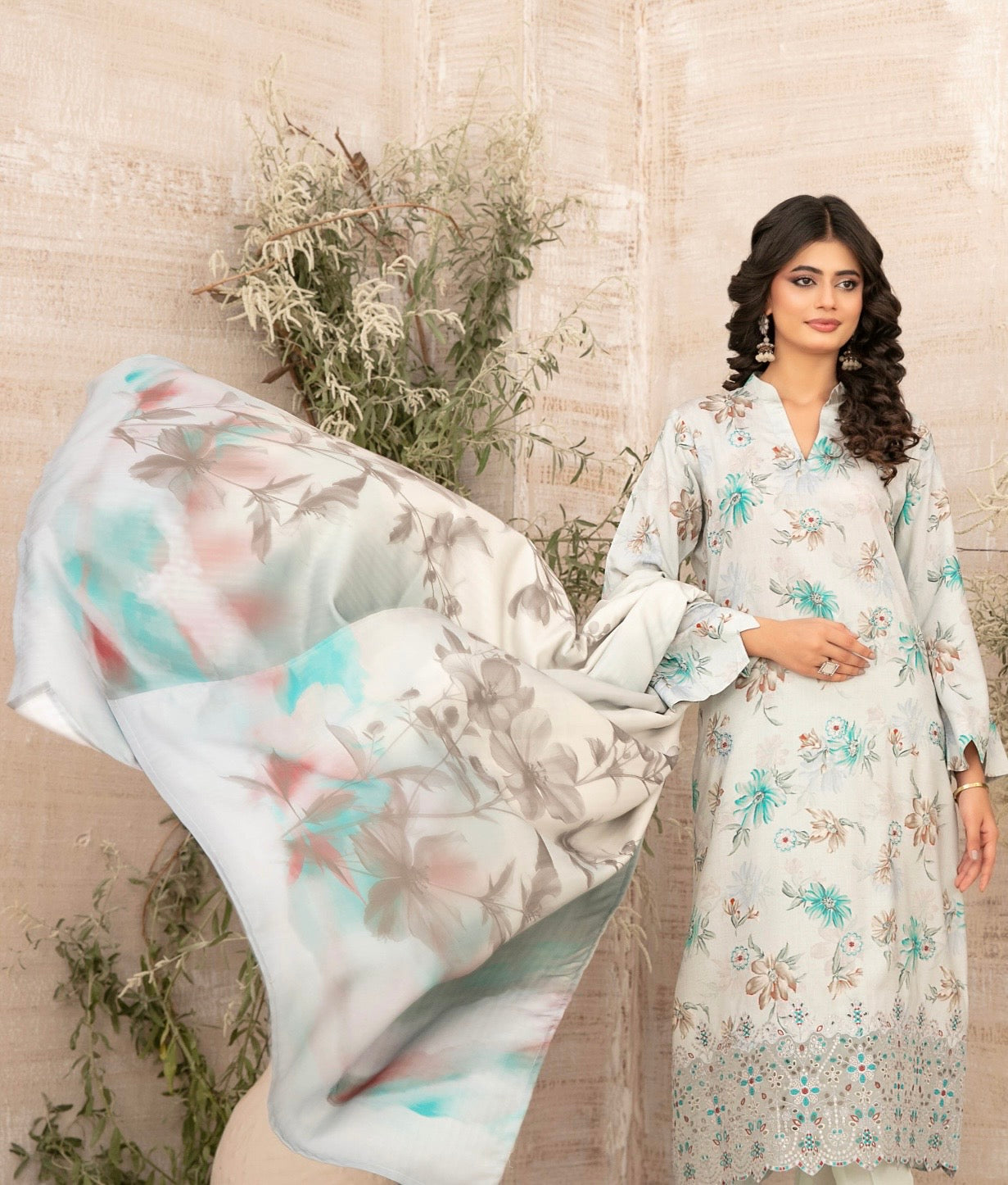 Luxury Zarri Chikankari Suit 3pc