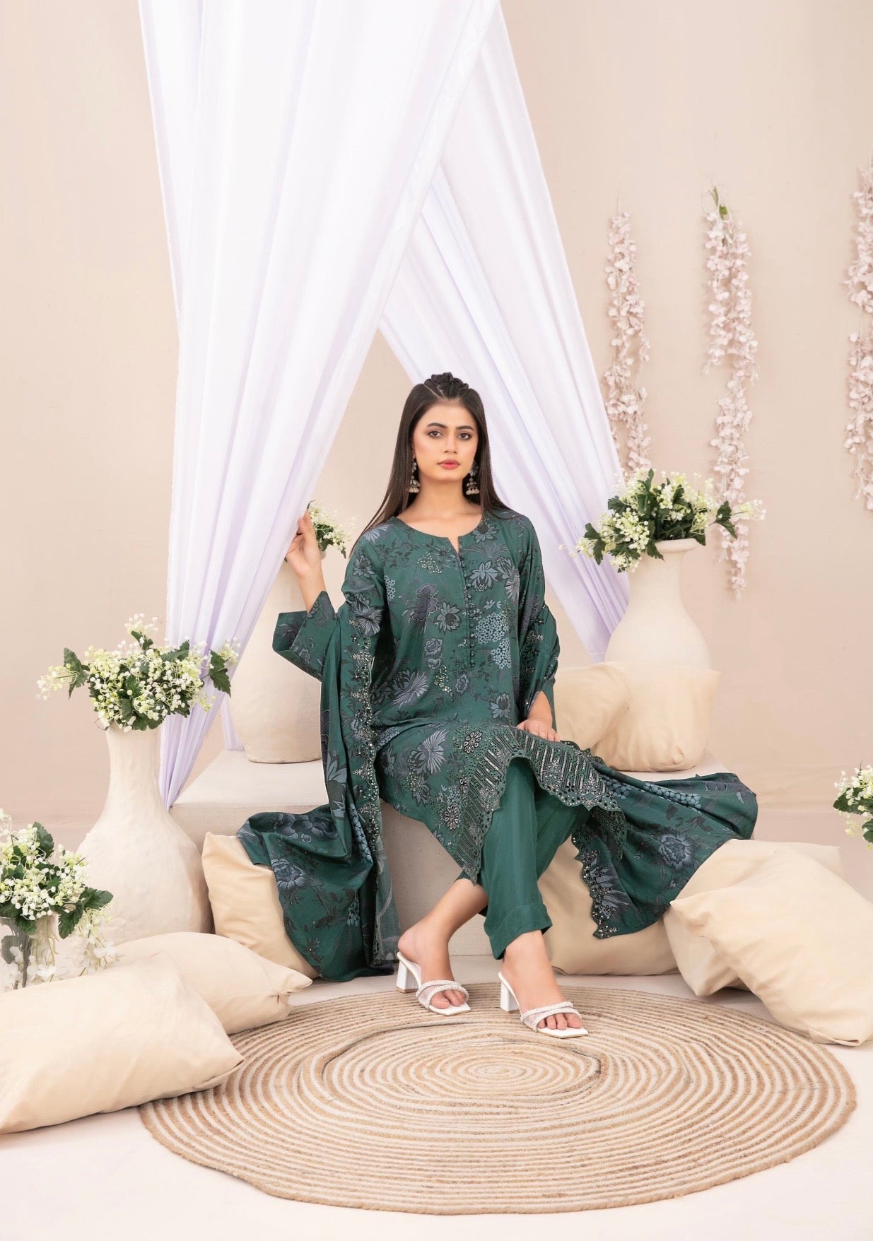 Embroidered Chikankari Suit 3pc