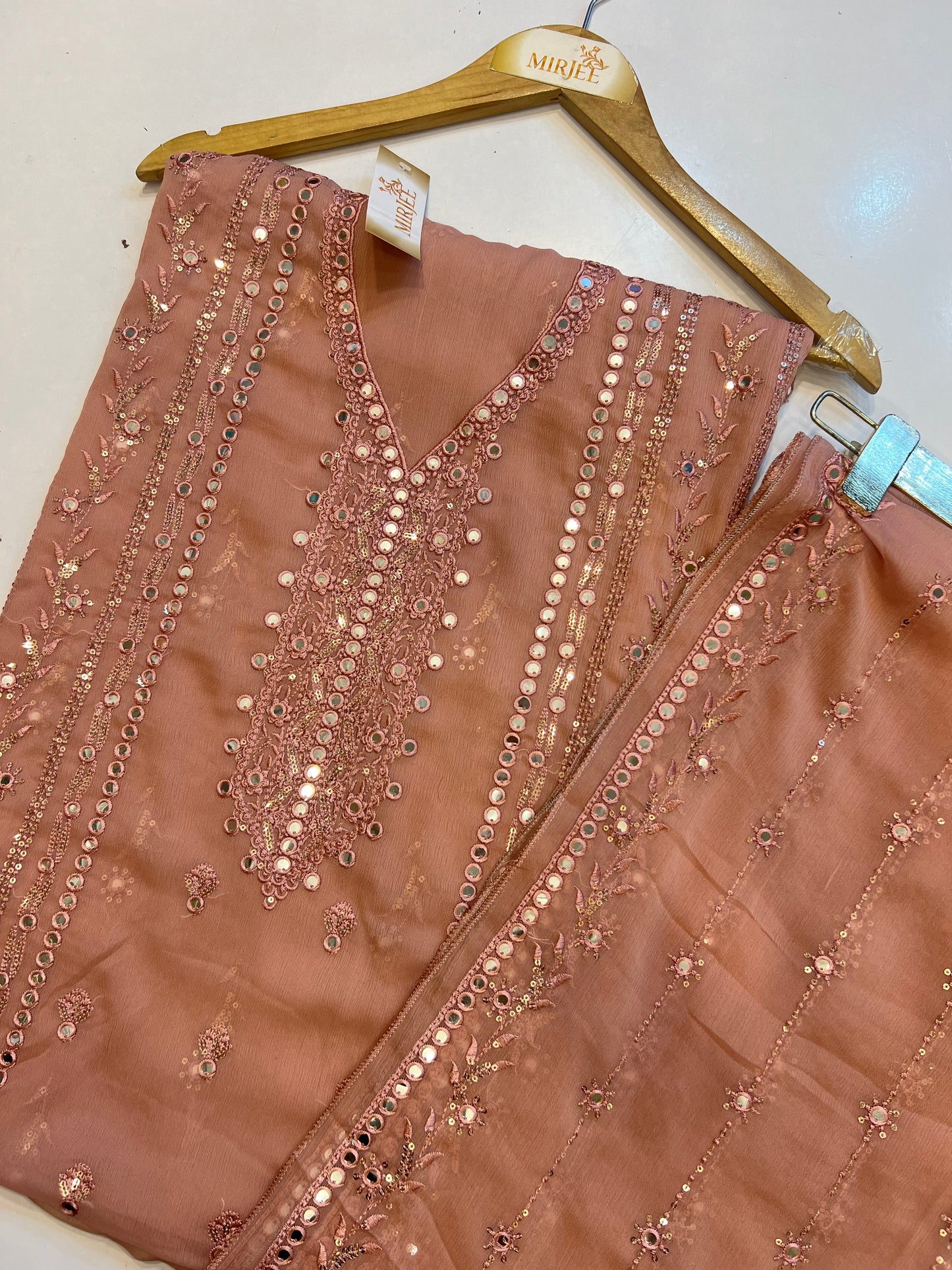 Bareeze Chiffion Foil Work Suits 4pc