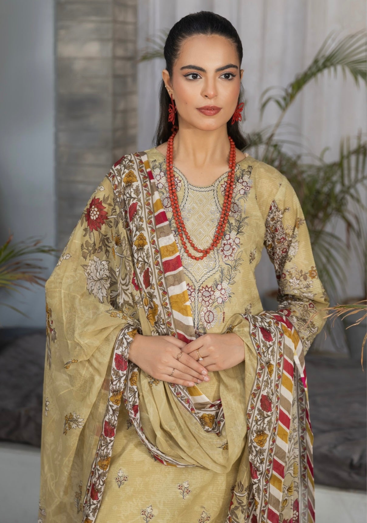Embroidered Lawn 3pc