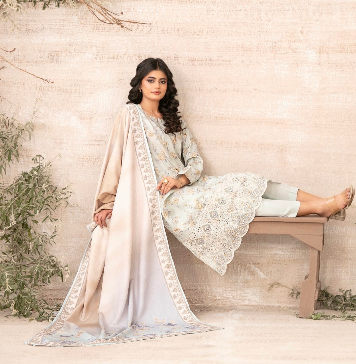 Luxury Zarri Chikankari Suit 3pc