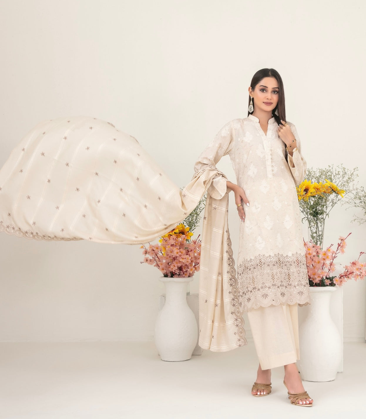 Embroidered Zarri Lawn Suit