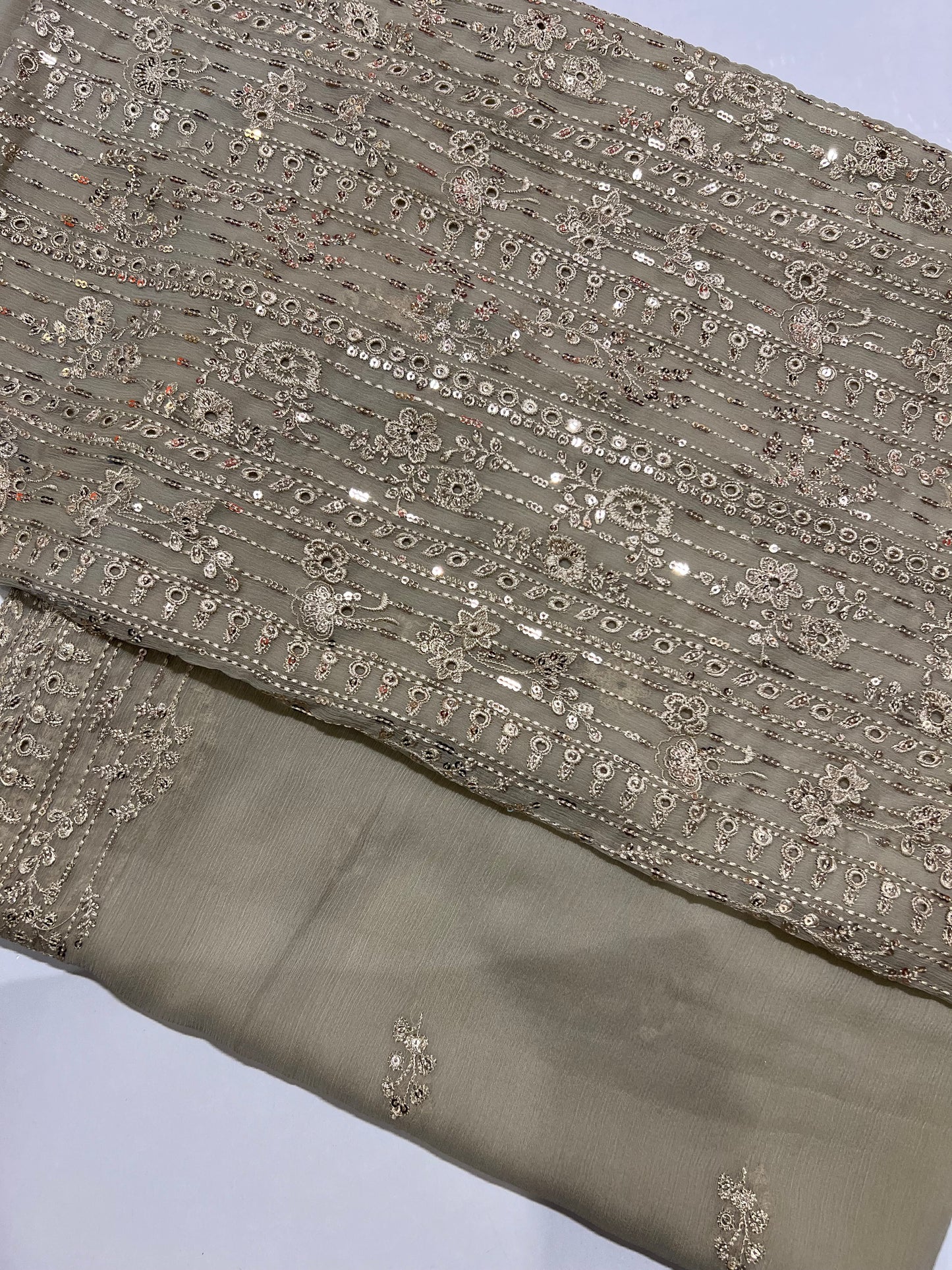 Bareeze Chikankari Chiffion Suit 4pc