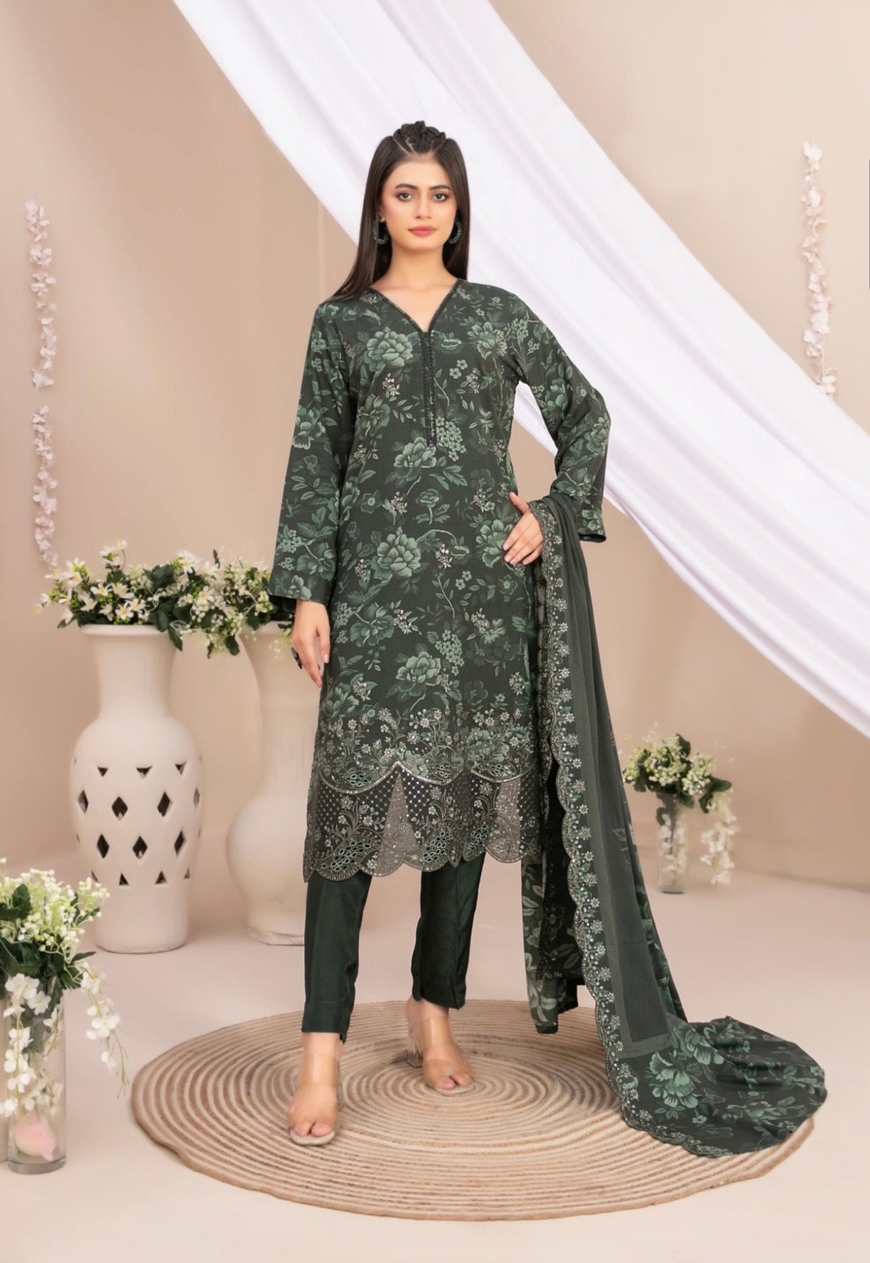 Embroidered Chikankari Suit 3pc