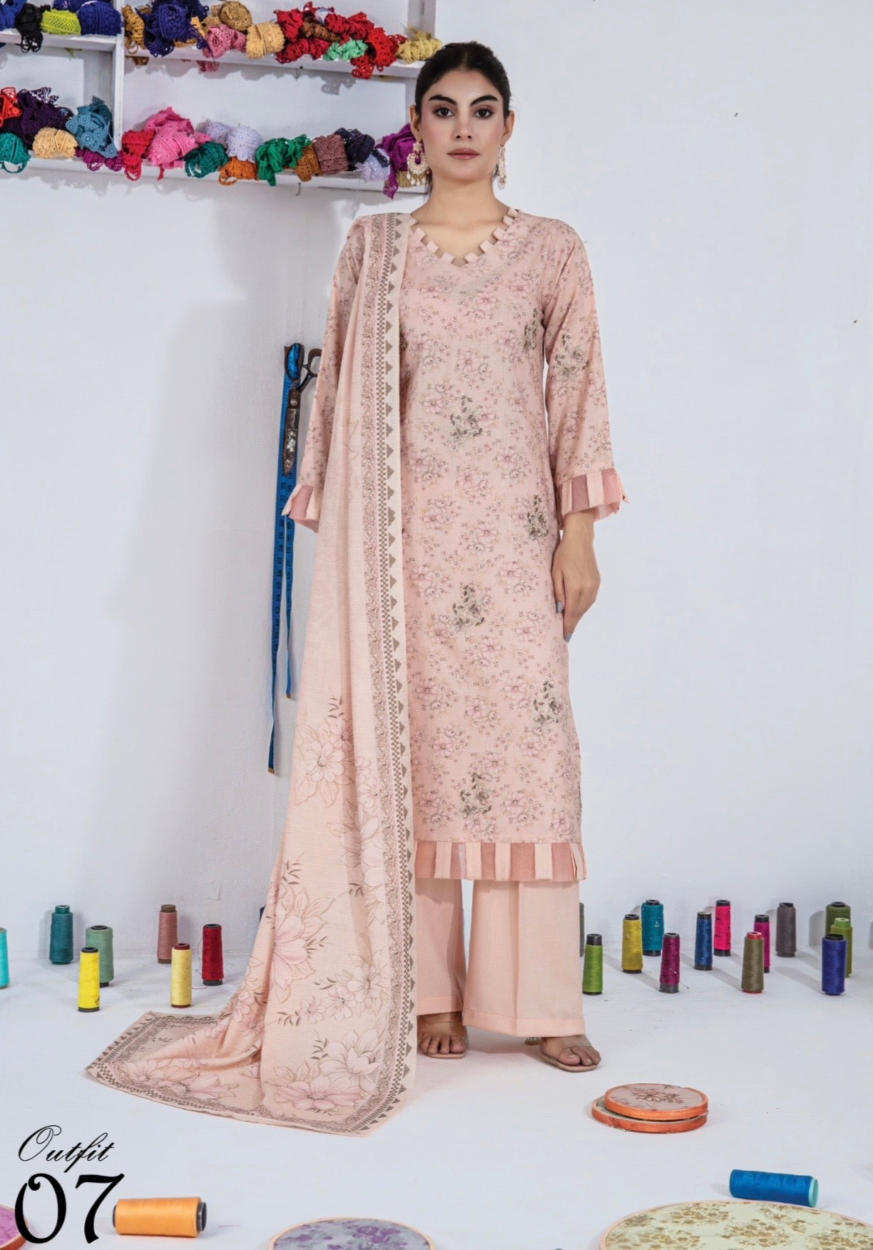 Embroidered Dhanak Suit 3pc