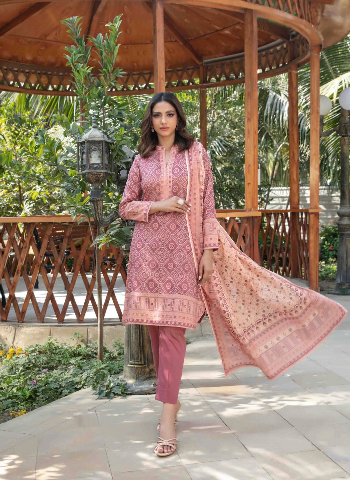 Diamond Lawn 3pc