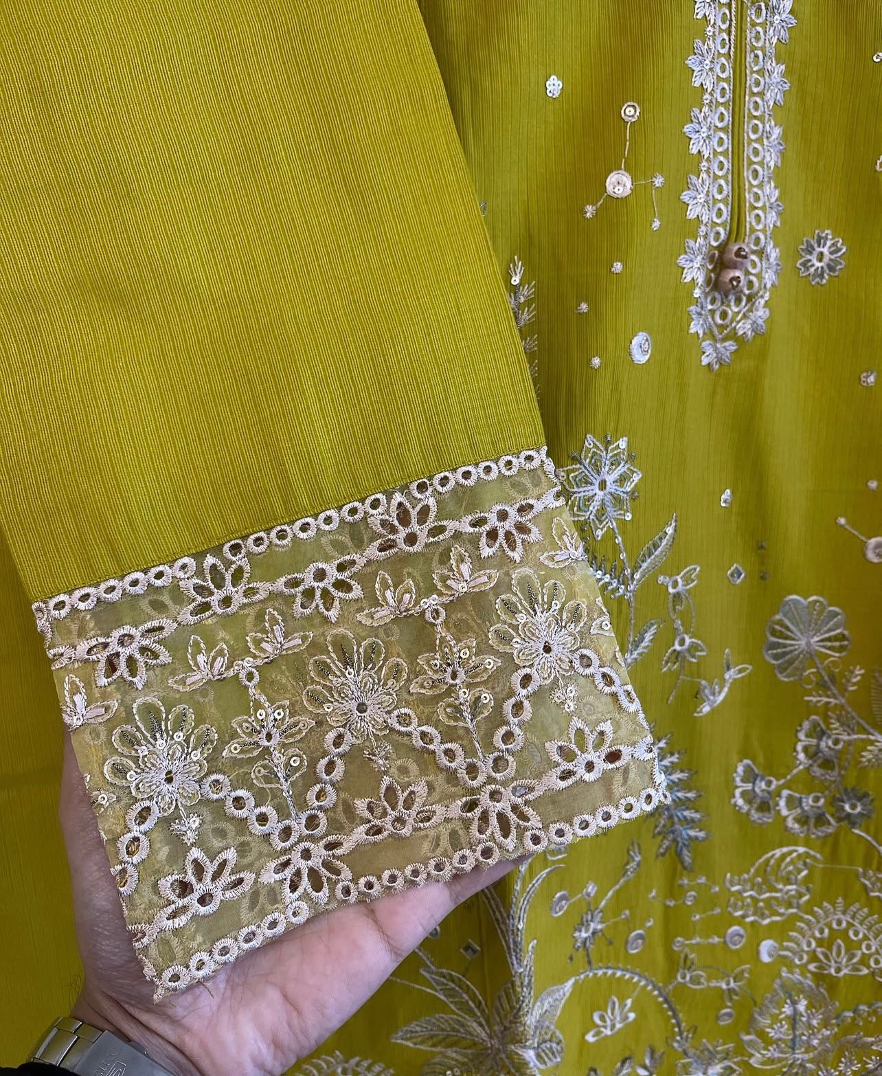 Embroidered 2pc Suit
