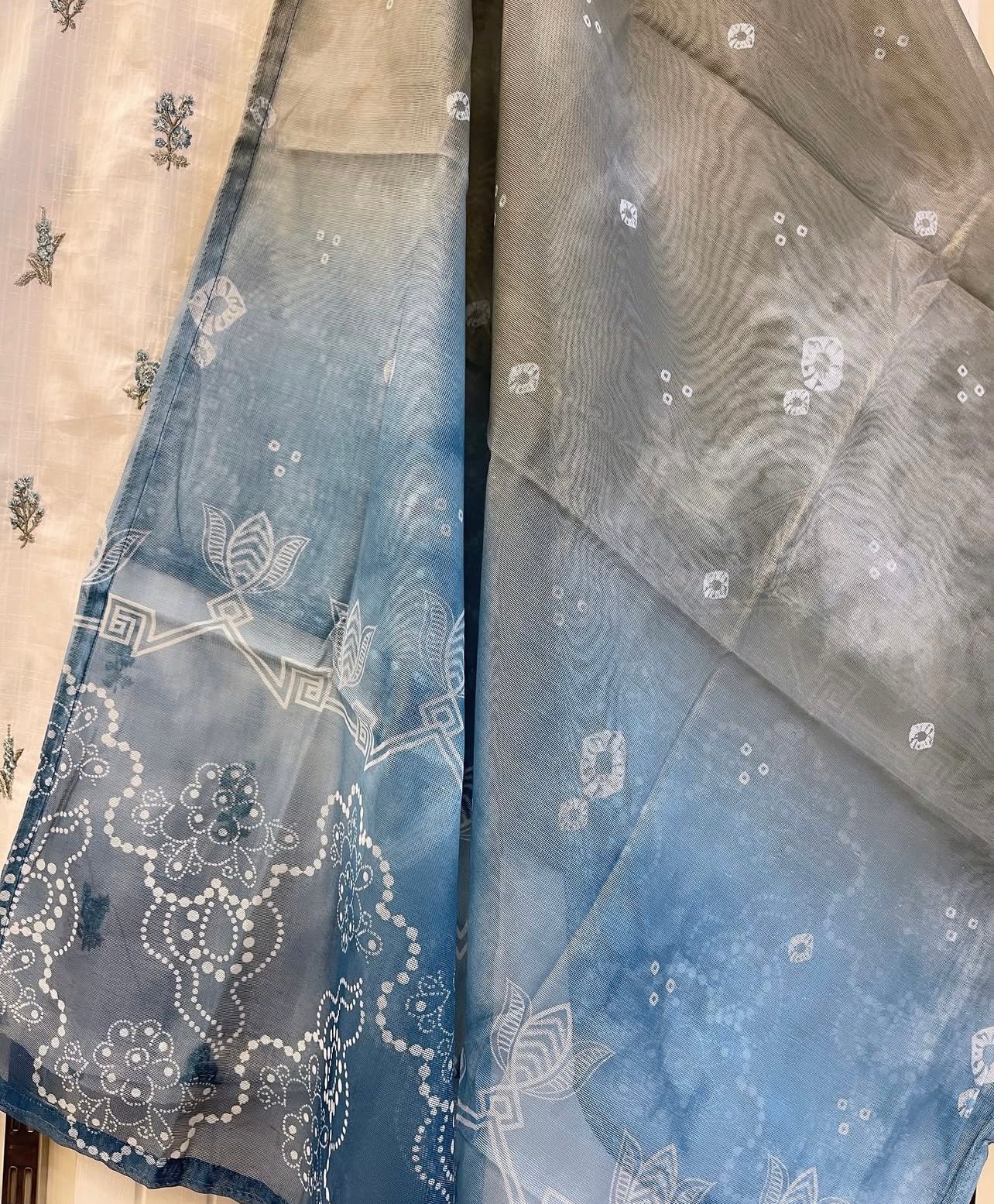 Luxury Embroidered 3pc Suit