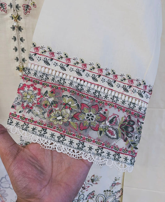 Luxury Embroidered 3pc Suit