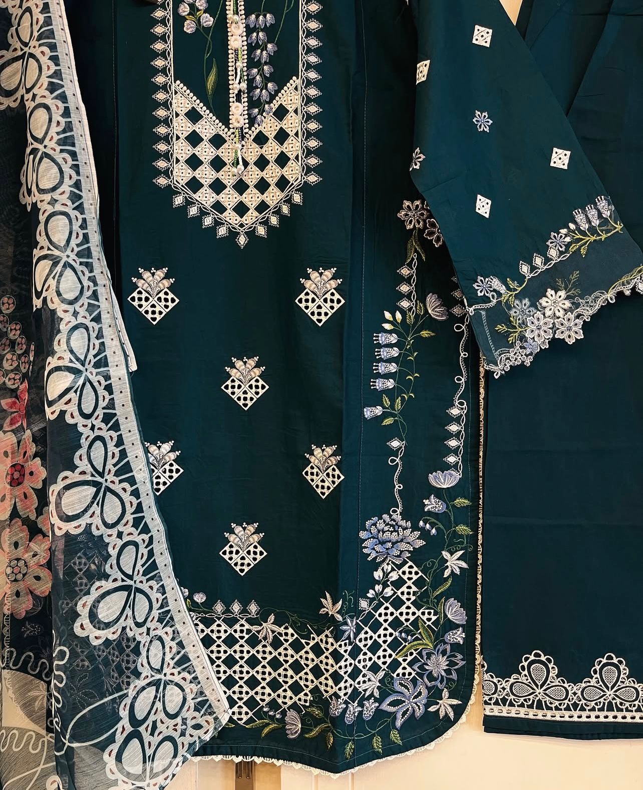 Luxury Embroidered 3pc Suit