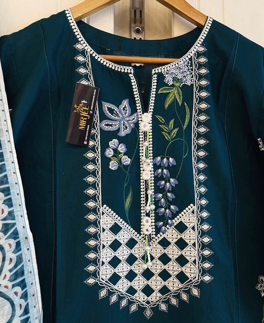 Luxury Embroidered 3pc Suit