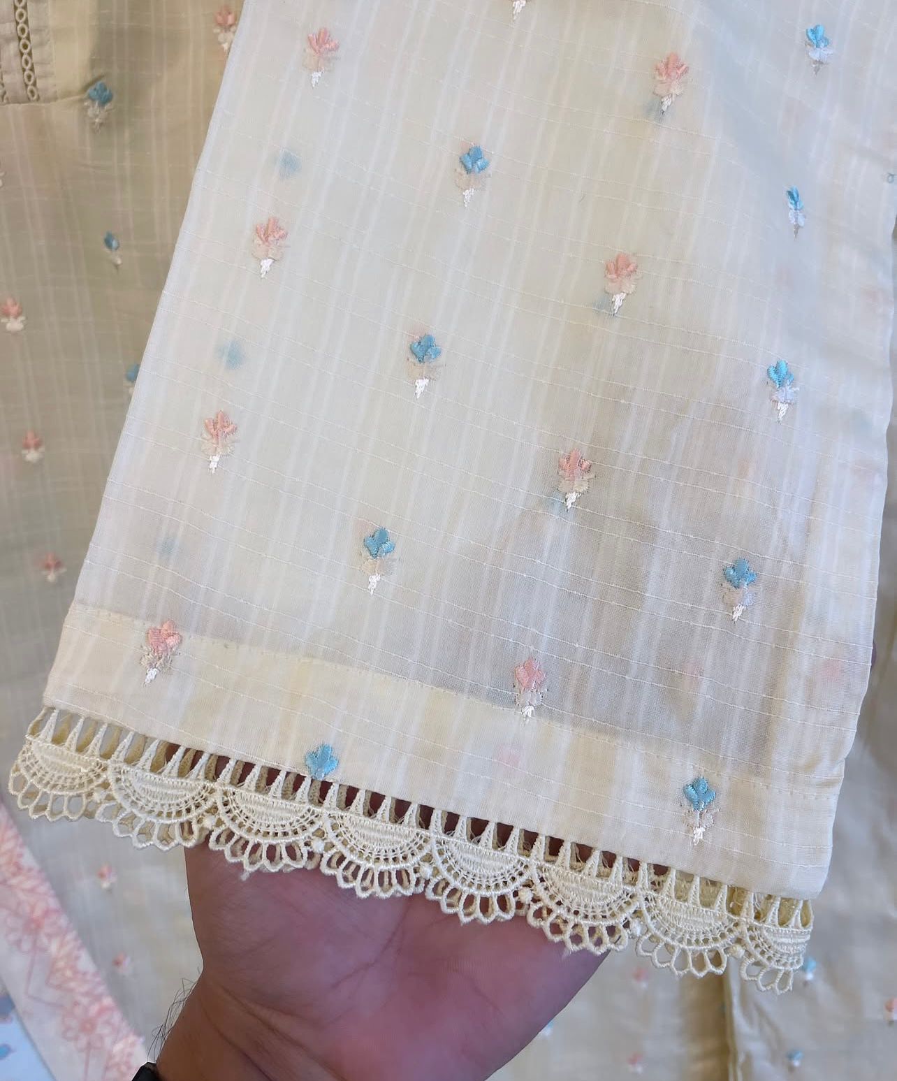 Luxury Embroidered 3pc Suit