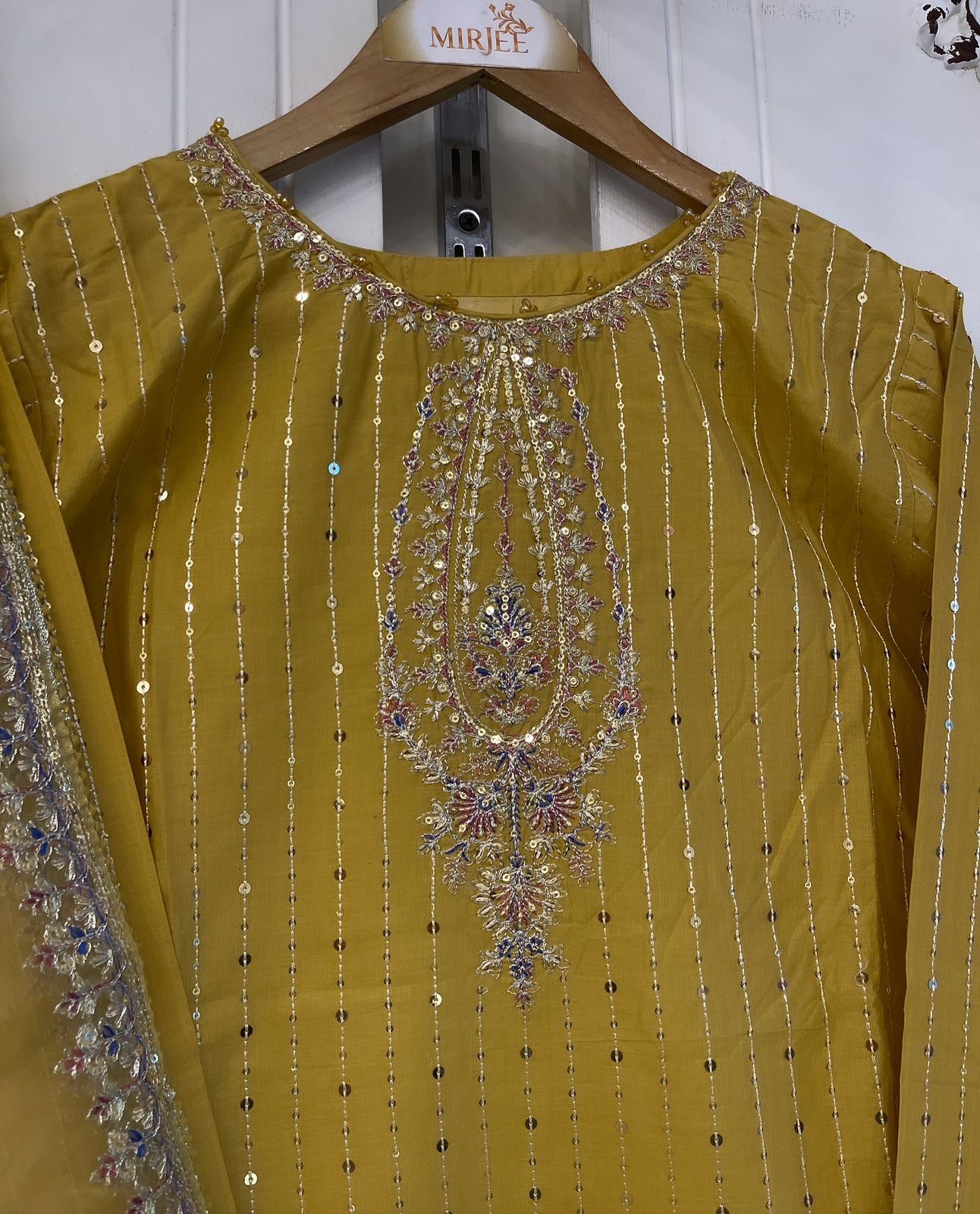 Luxury Embroidered 3pc Suit
