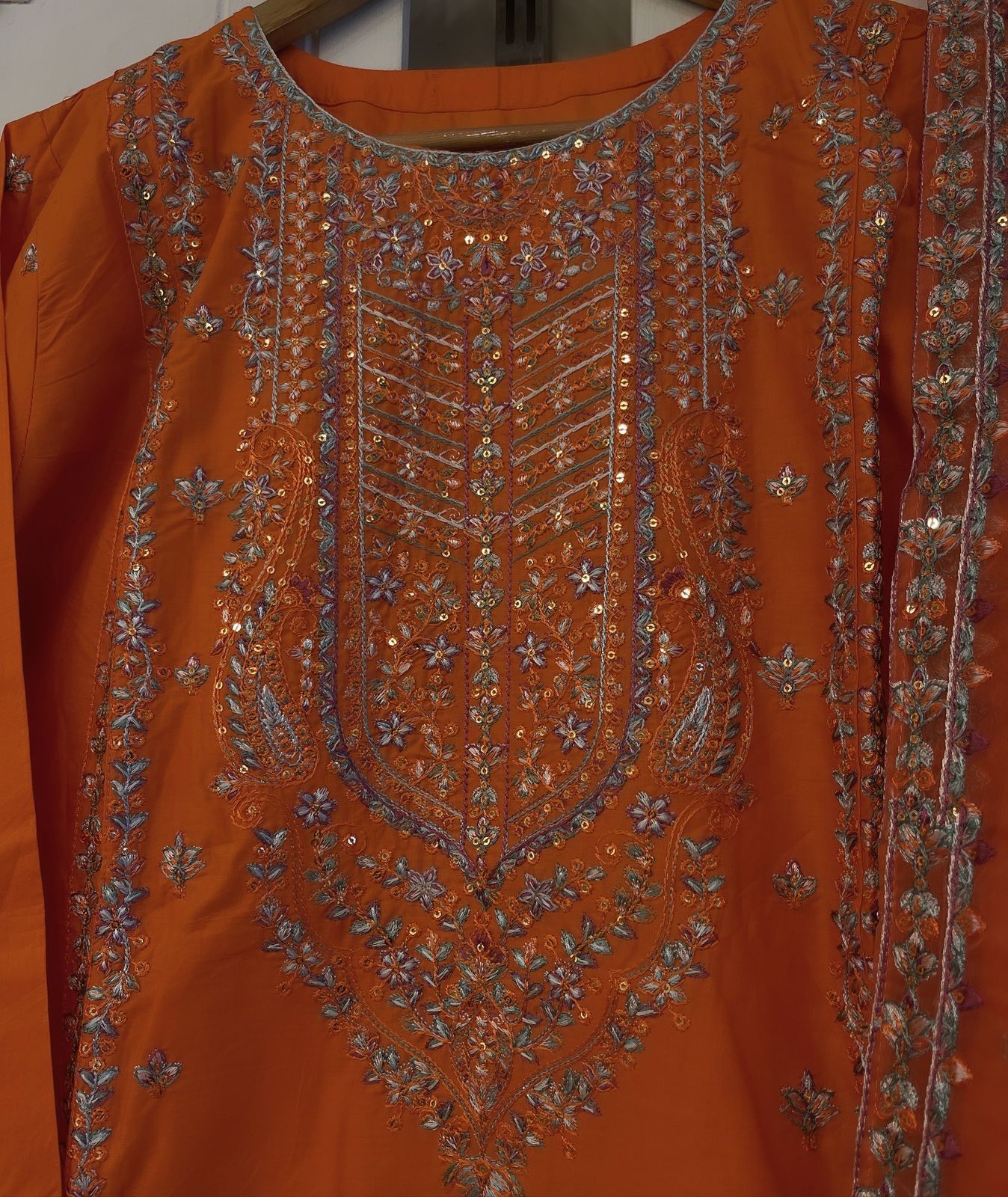 Luxury Embroidered 3pc Suit
