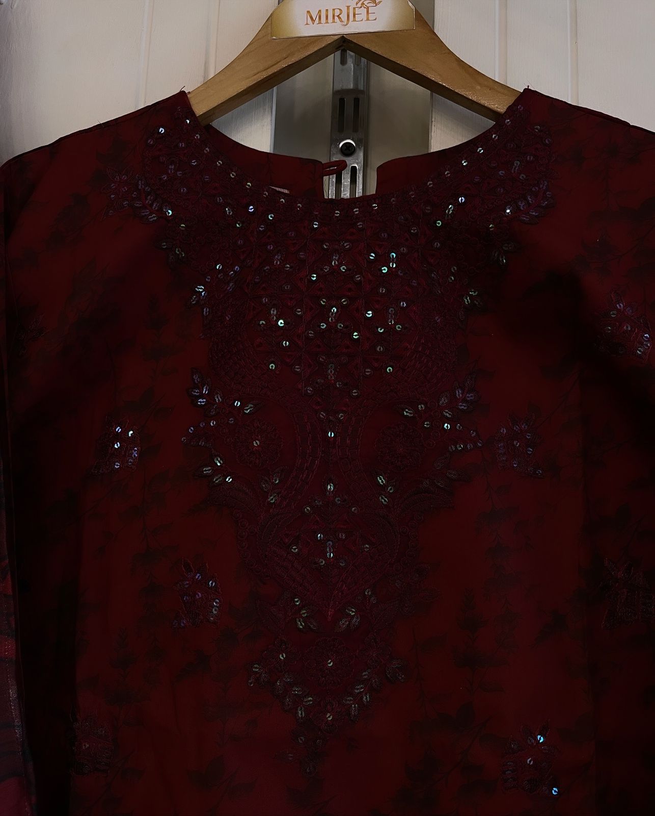 Luxury Embroidered 3pc Suit