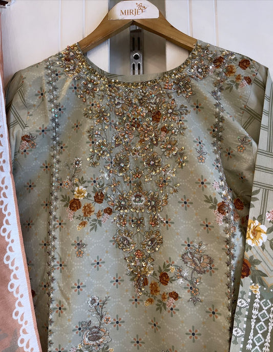 Luxury Embroidered 3pc Suit