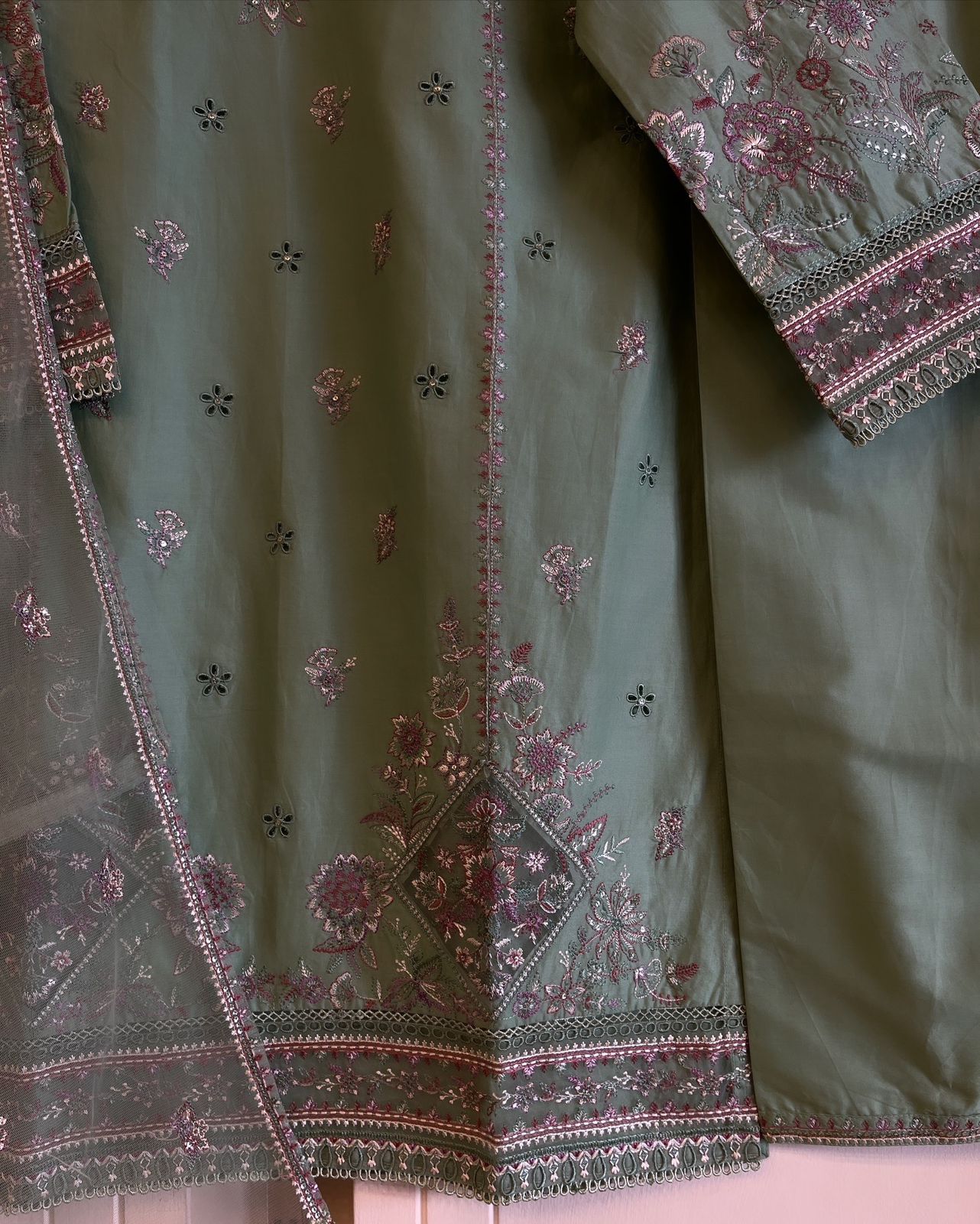 Luxury Pret Embroidered 3pc Suit