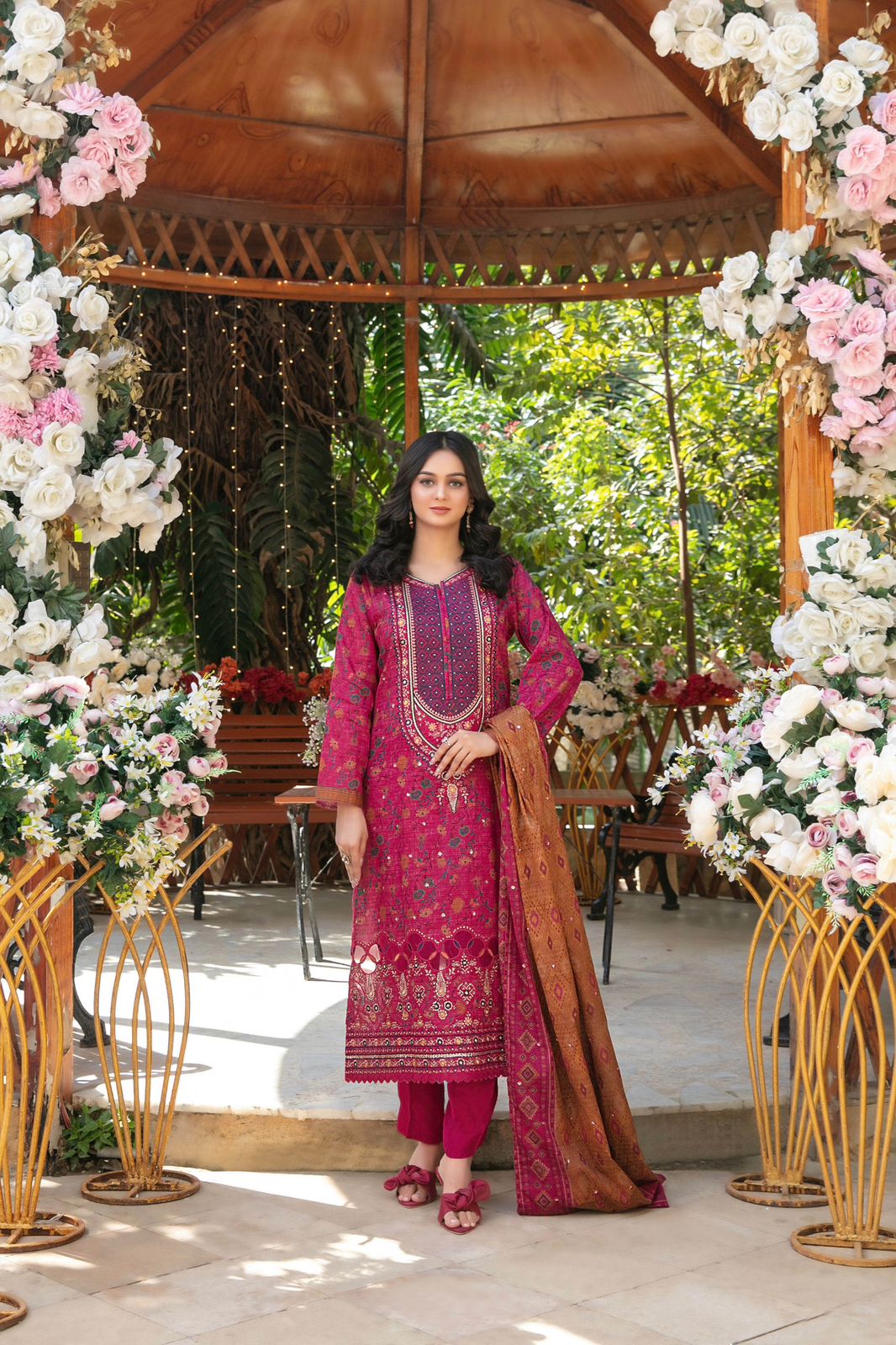 Luxury Embroidered Lawn Suit