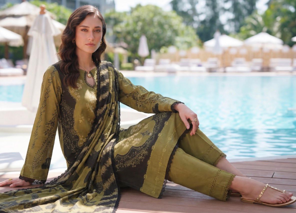Luxury Printed Lawn 3Pc Suit