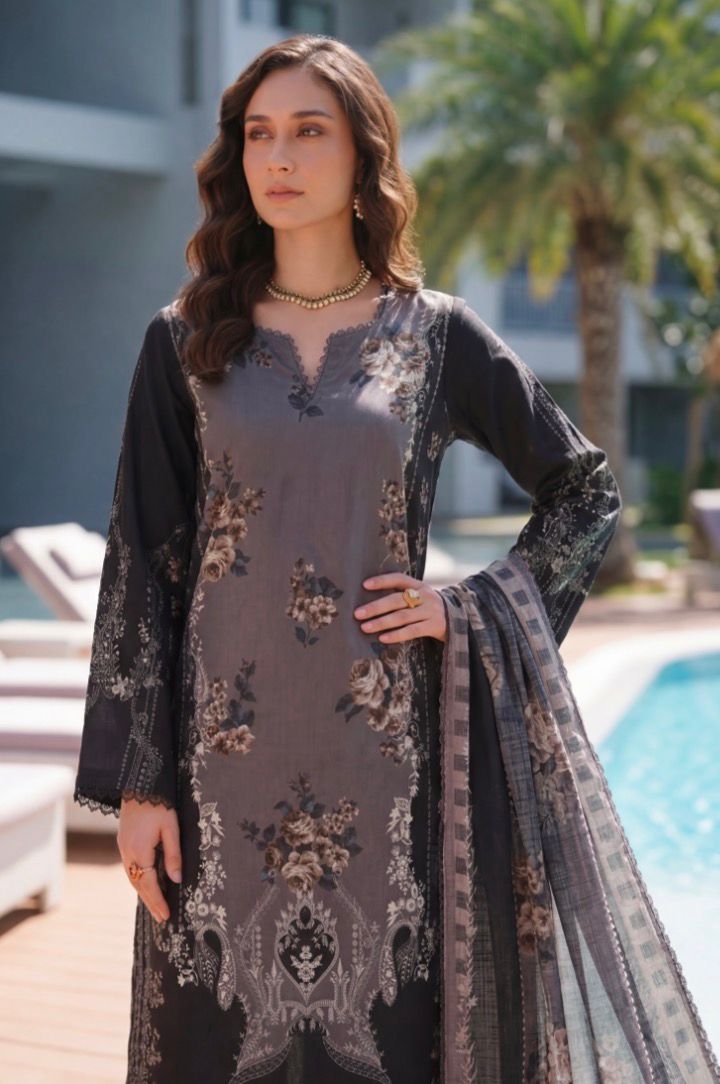 Luxury Printed Lawn 3Pc Suit
