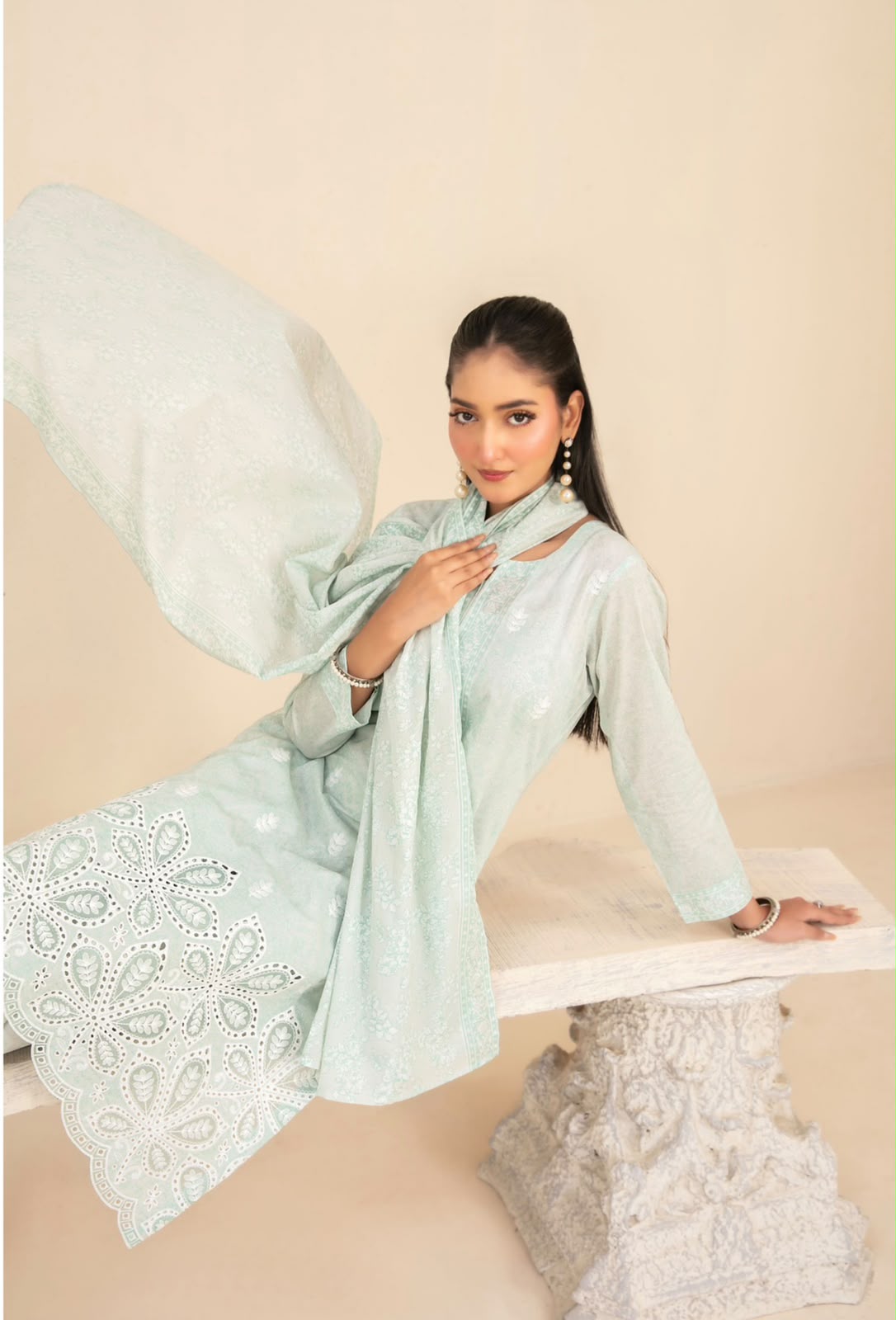 Chicken Kari Lawn 3Pc Suit