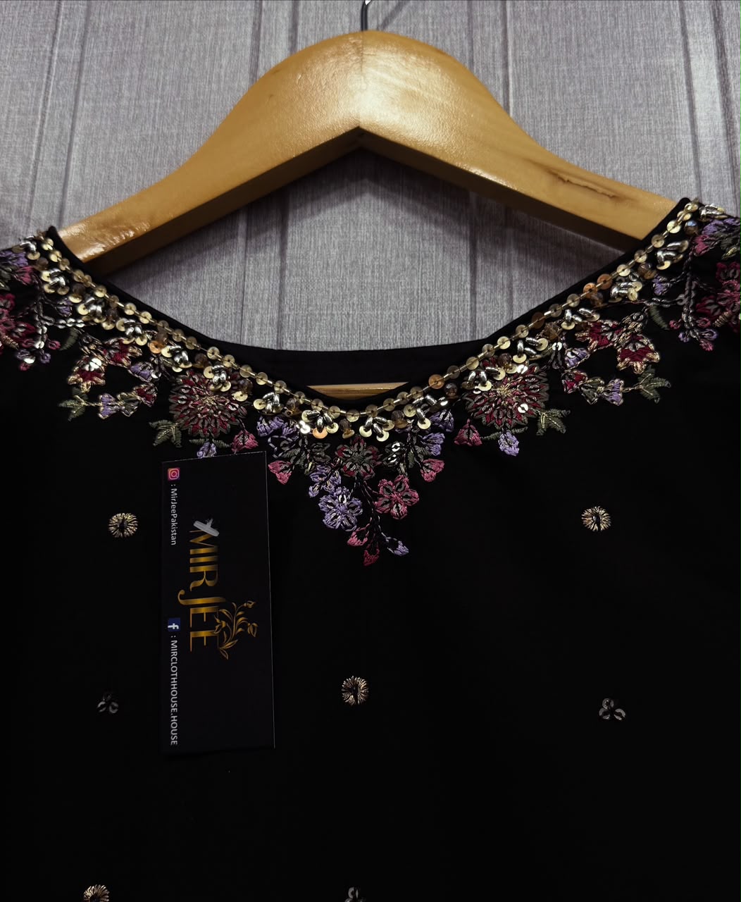 Farshi Style 3pc Suit